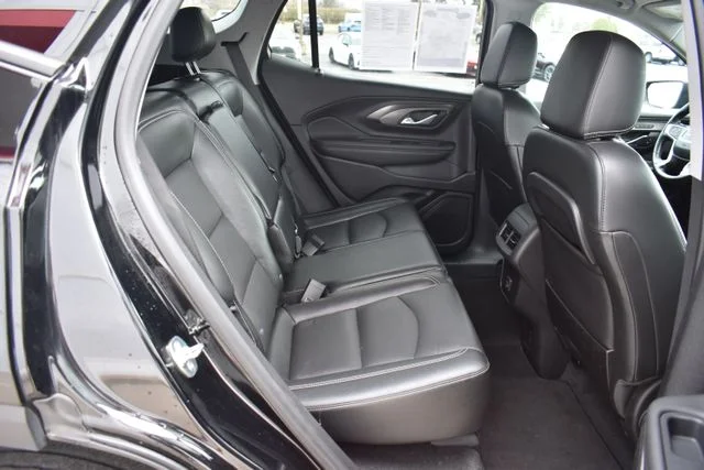 Used 2024 Black GMC SLT image 21