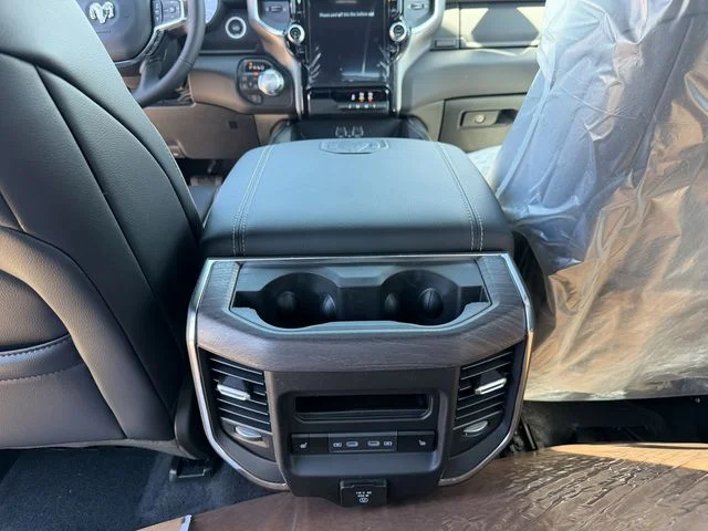 New 2026 Ivory White Tri-Coat Pearl-Coat Exterior Paint RAM Laramie image 27