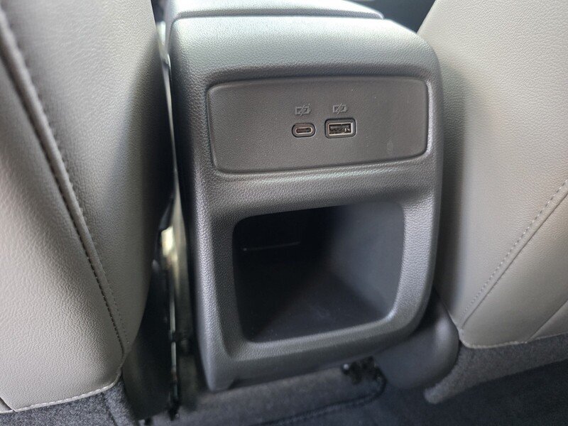 Used 2025 Sterling Gray Metallic CHEVROLET FWD 4DR ACTIV image 13