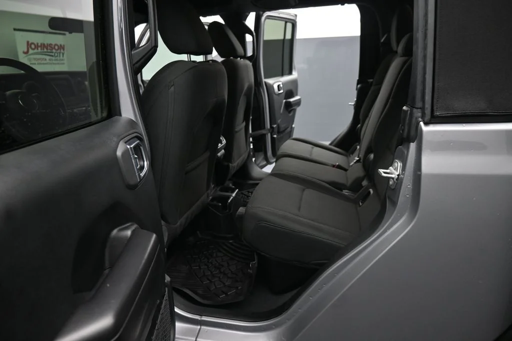 Used 2020 Silver Jeep Sport image 16