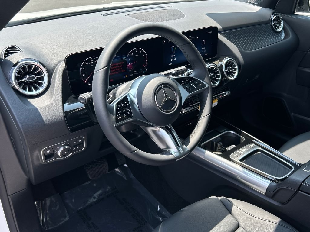 New 2026 Polar White Mercedes-Benz GLA 250 image 15