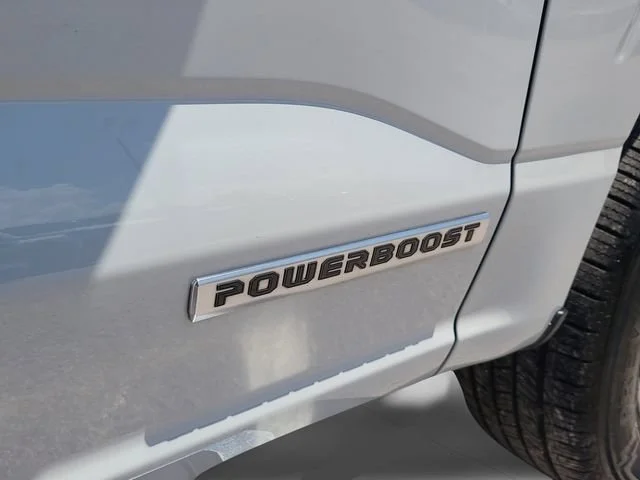 Used 2024 White Ford XLT image 29