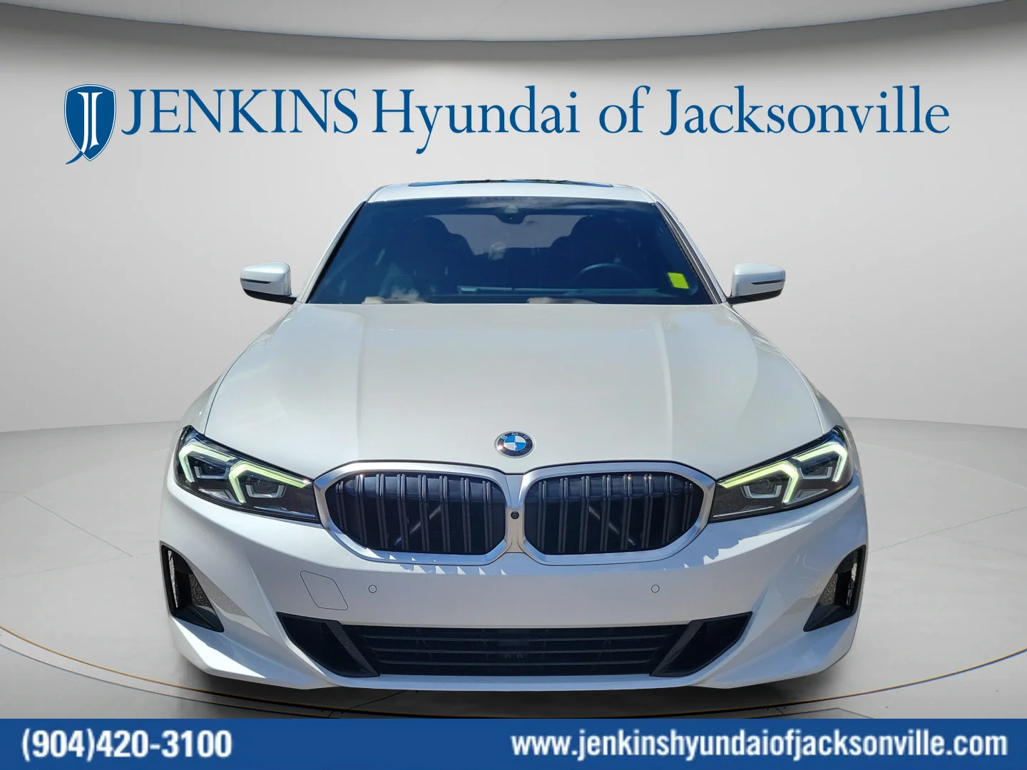 Used 2024 White Metallic BMW 330i image 8