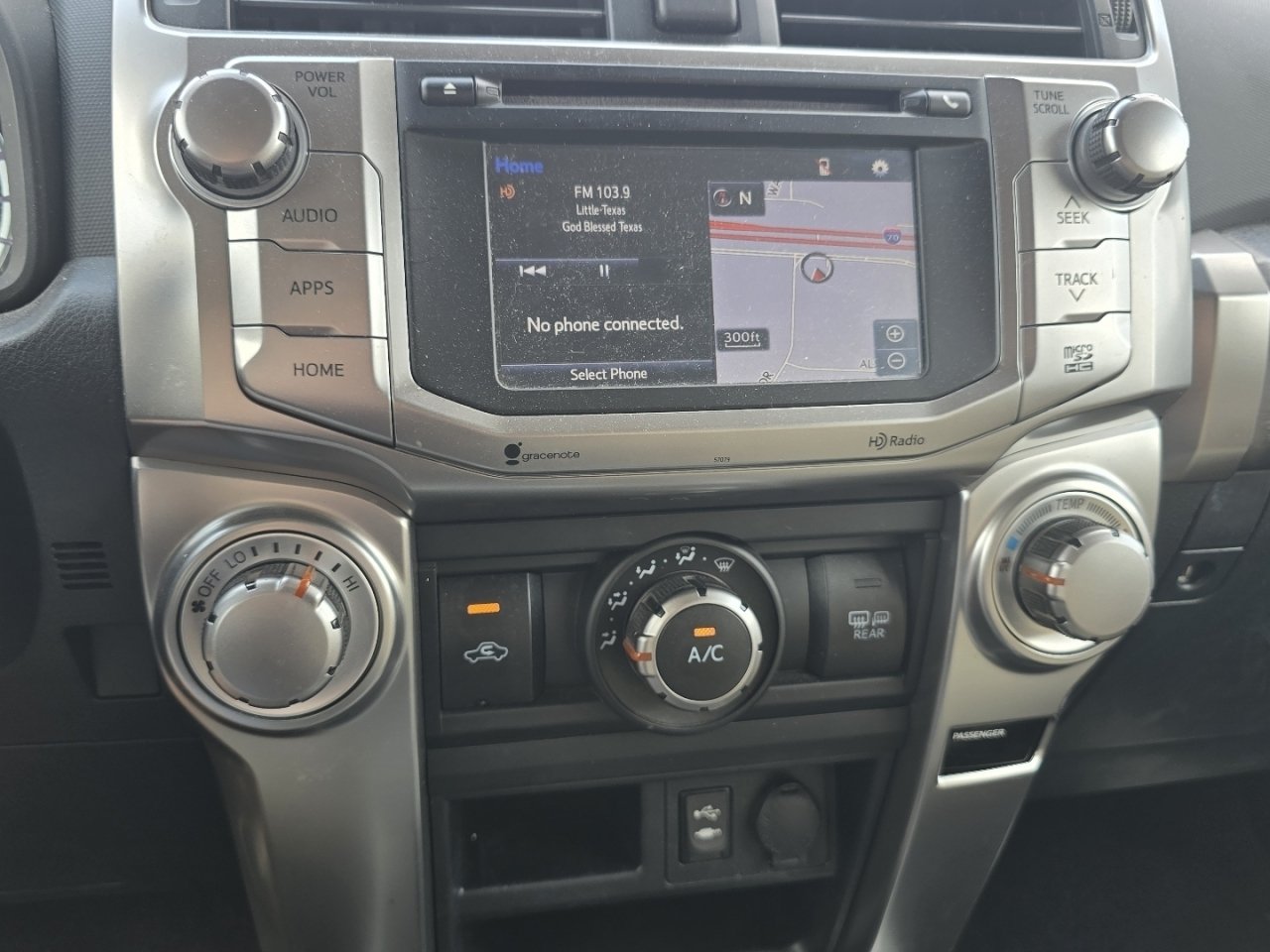 Used 2015 Red Toyota SR5 Premium image 27