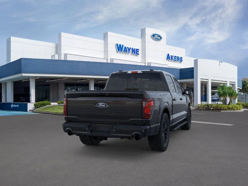 New 2026 Agate Black Metallic Ford XLT image 9