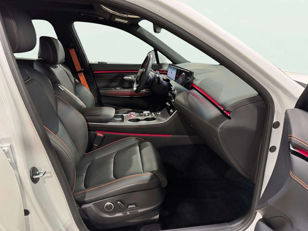 2026 GENESIS GV70 Sport Advanced - Photo 26