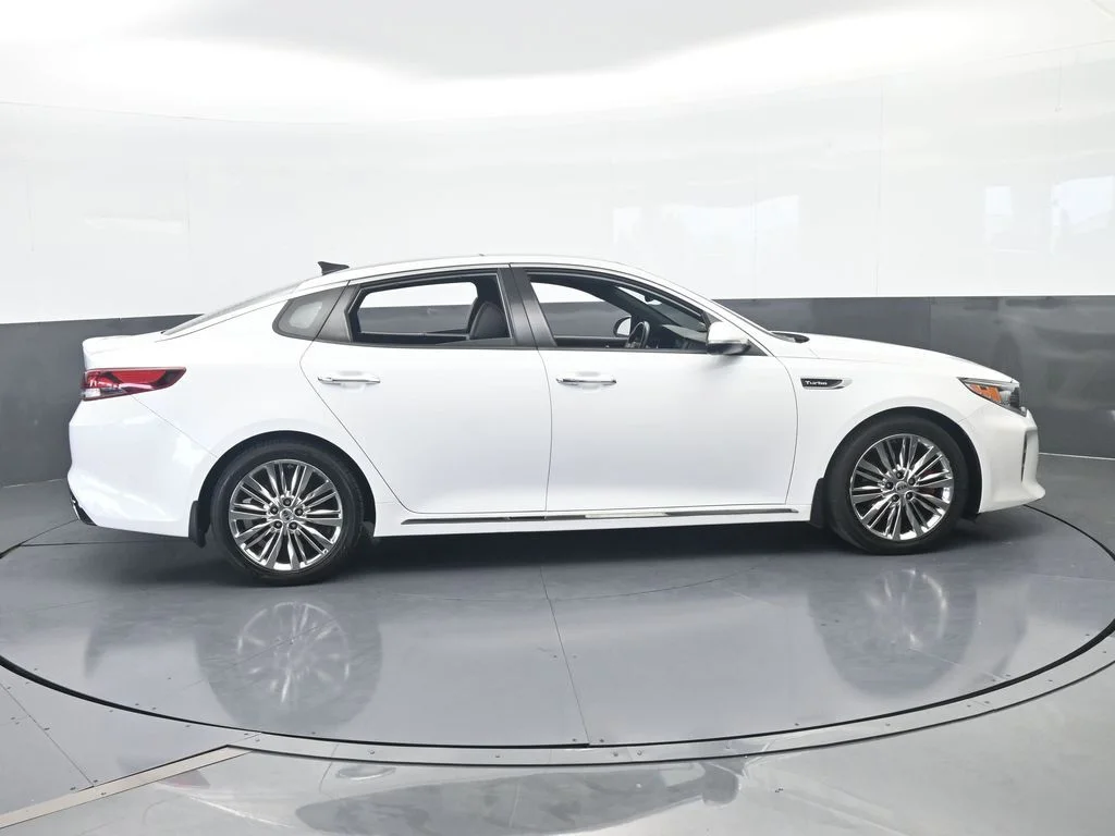 Used 2016 Snow White Pearl Kia SXL image 7