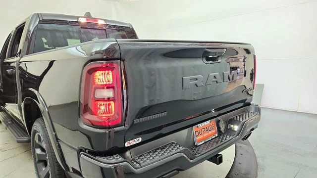 New 2026 Diamond Black Crystal Pearl-Coat Exterior Paint RAM Big Horn/Lone Star image 17