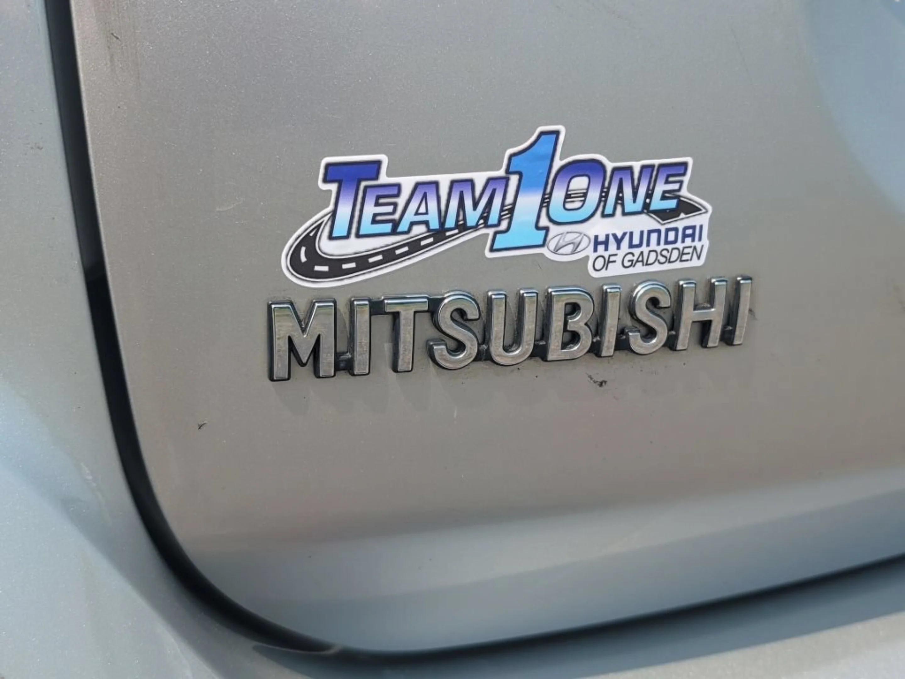 Used 2019 Silver Mitsubishi ES image 39