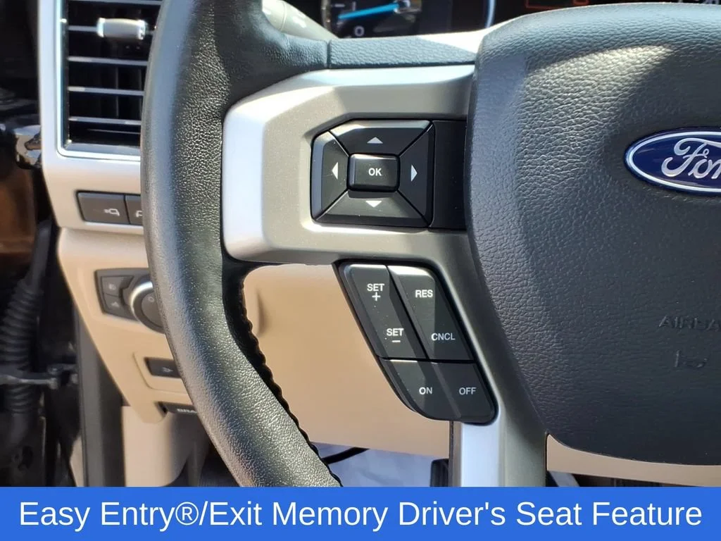 Used 2020 Black Ford LARIAT image 21