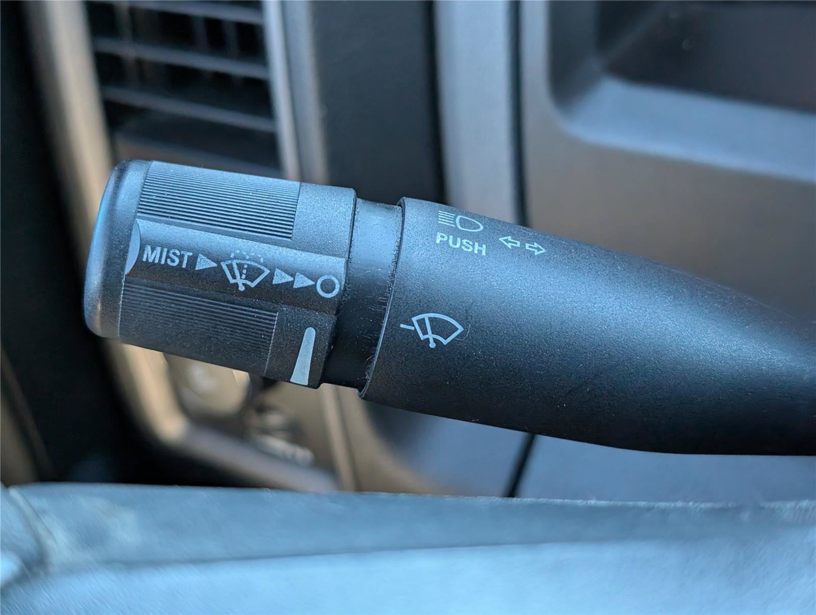 Used 2018 Blue Ram Express image 23