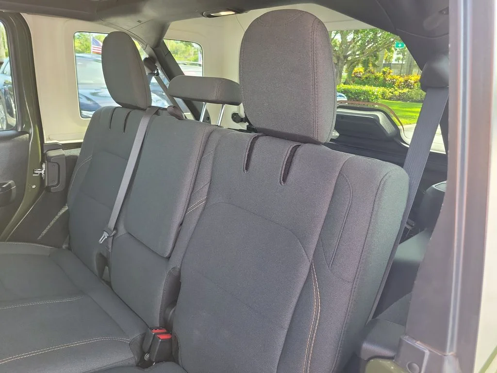 Used 2024 Green Jeep Sport S 4xe image 13
