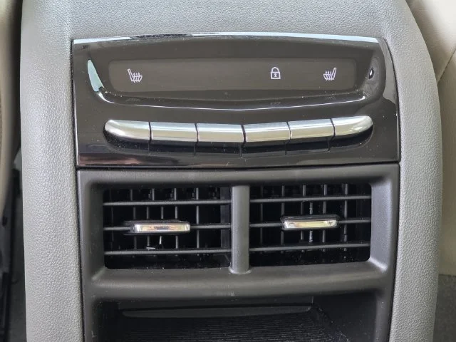 Used 2024 Crystal White Tri-Coat Cadillac Premium Luxury image 22