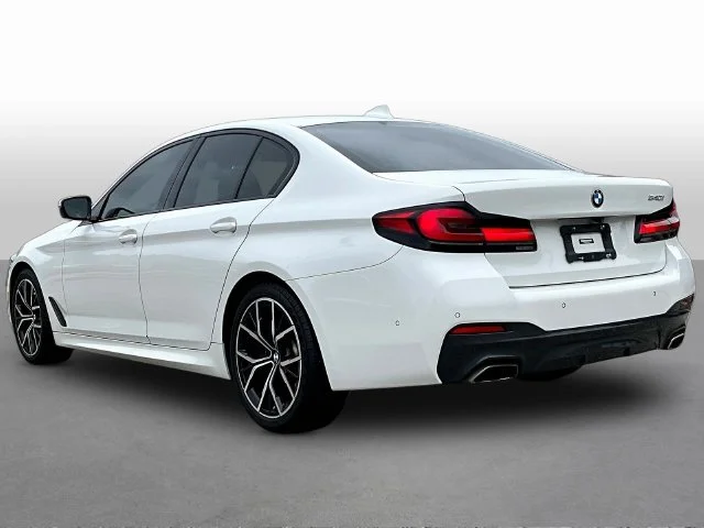 Used 2023 White BMW 540i image 5
