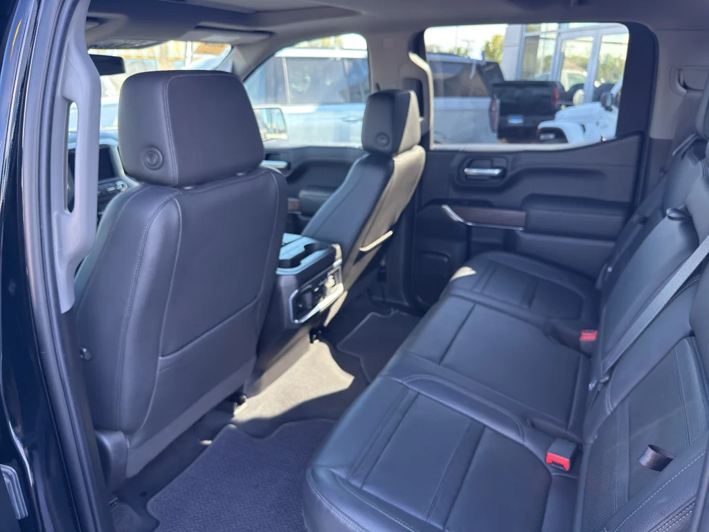 Used 2021 Onyx Black GMC Denali image 16