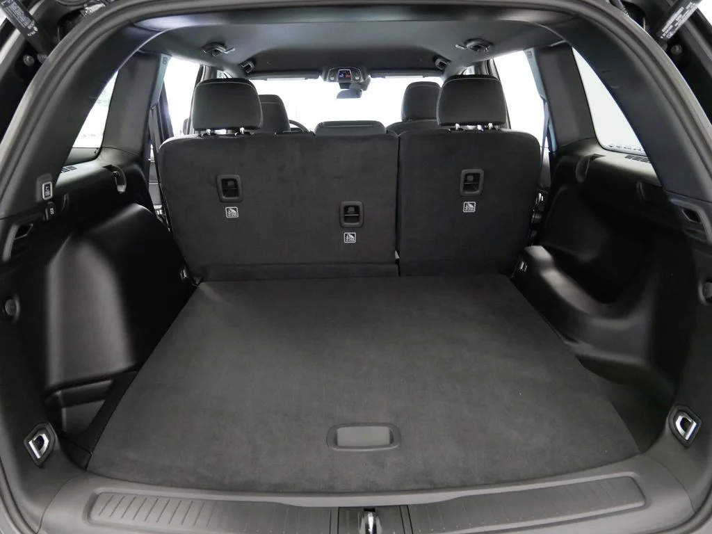2025 Jeep Grand Cherokee Laredo - Photo 11