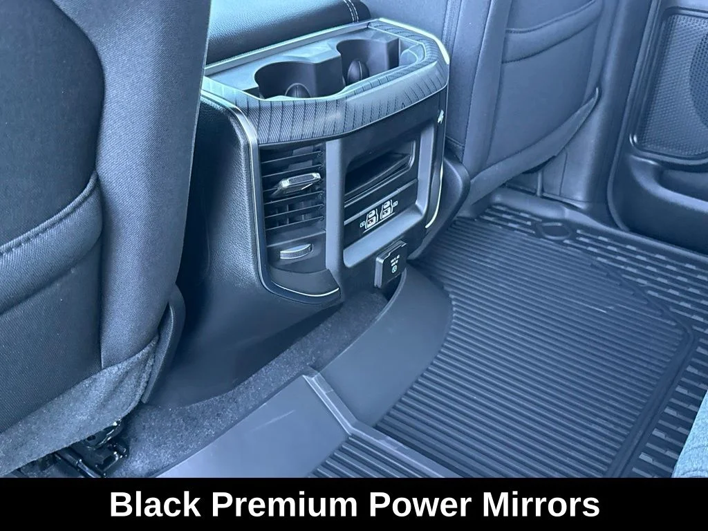 New 2026 Diamond Black Crystal Pearl-Coat Exterior Paint RAM Big Horn/Lone Star image 27