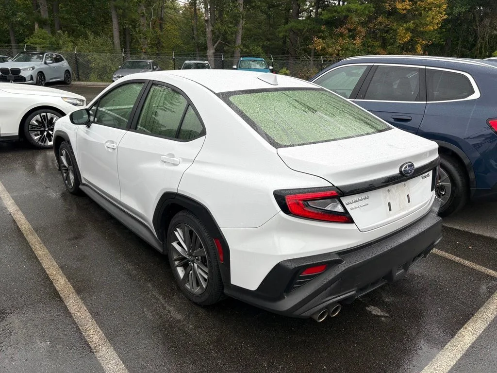 Used 2023 White Subaru Base image 3