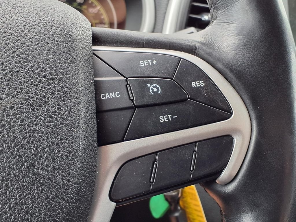 Used 2018 Gray Jeep Trailhawk image 21