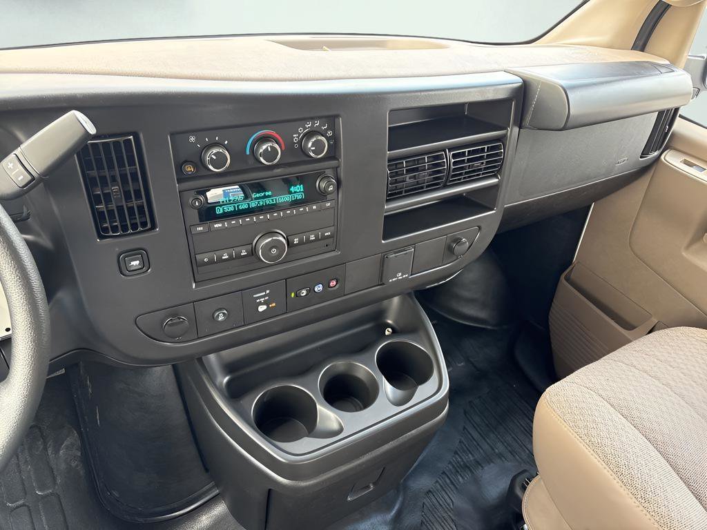 2025 Chevrolet Express Cargo Work Van - Photo 21