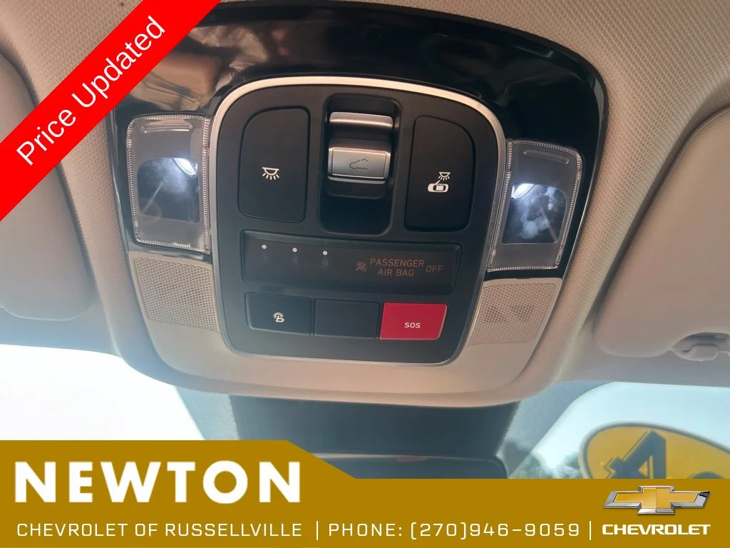 Used 2024 Shimmering Silver Hyundai Limited image 19