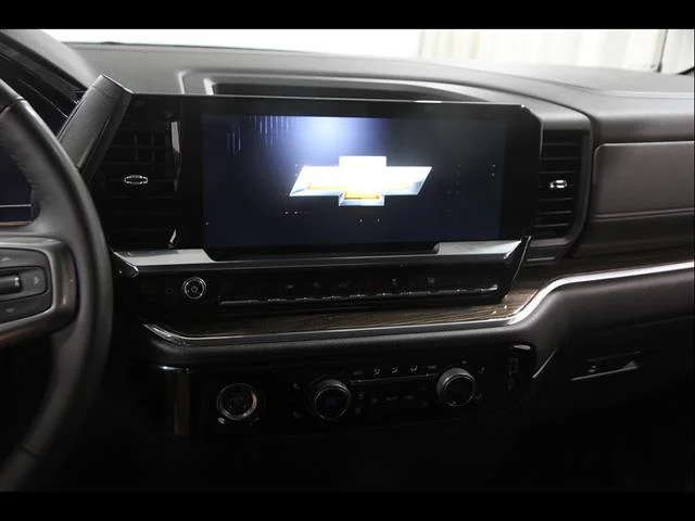 2024 Chevrolet Silverado 1500 LT - Photo 10