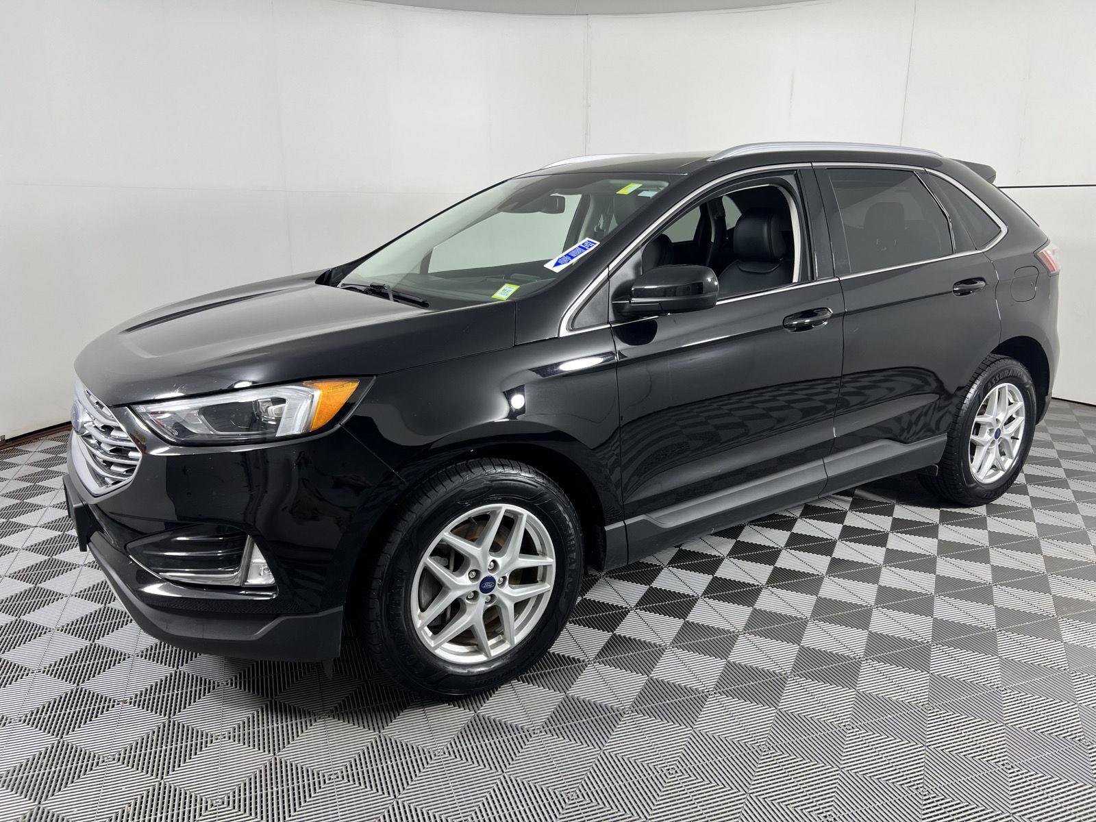 Used 2022 Agate Black Ford SEL image 6