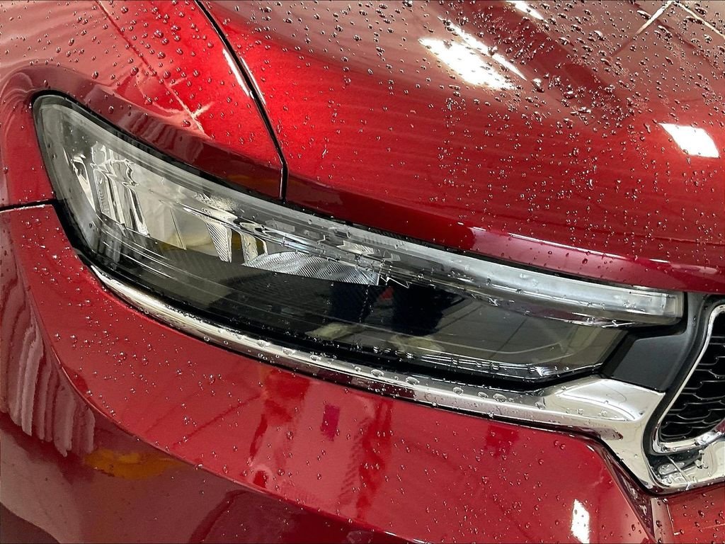 Used 2023 Red Jeep Laredo image 32