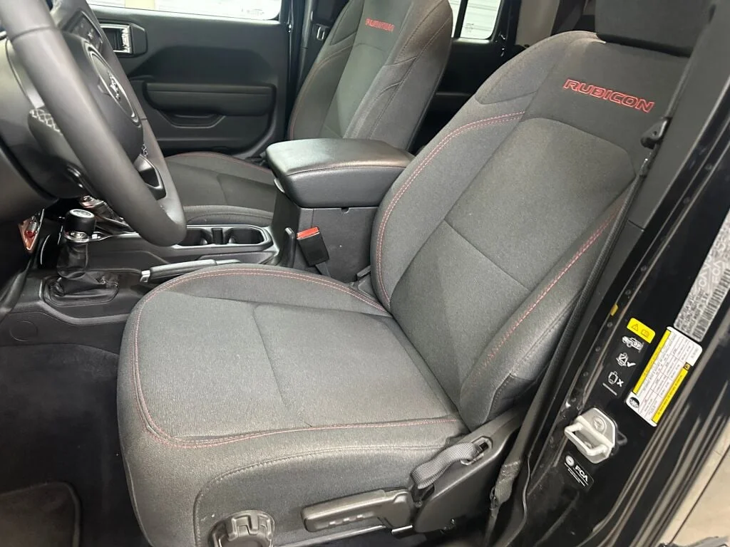 Certified Used 2026 Black Clearcoat Jeep Rubicon image 5