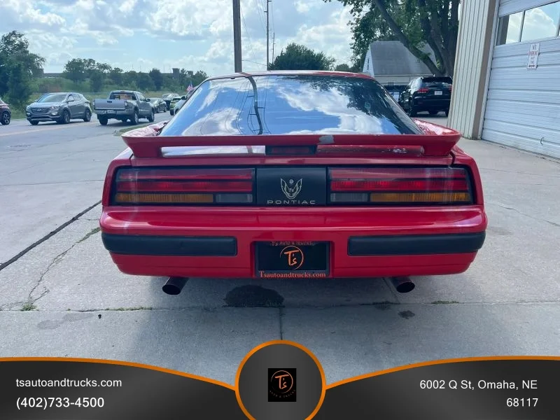 Used 1990 Red Pontiac Formula 2D Coupe image 6