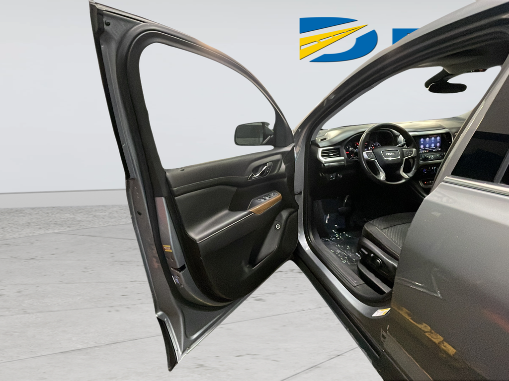 Used 2023 Silver GMC SLE image 34