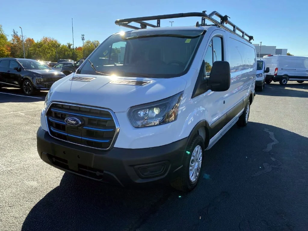 Used 2024 White Ford  image 11