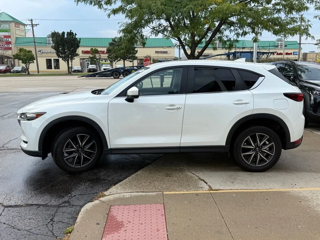 Used 2018 White Mazda Touring image 4