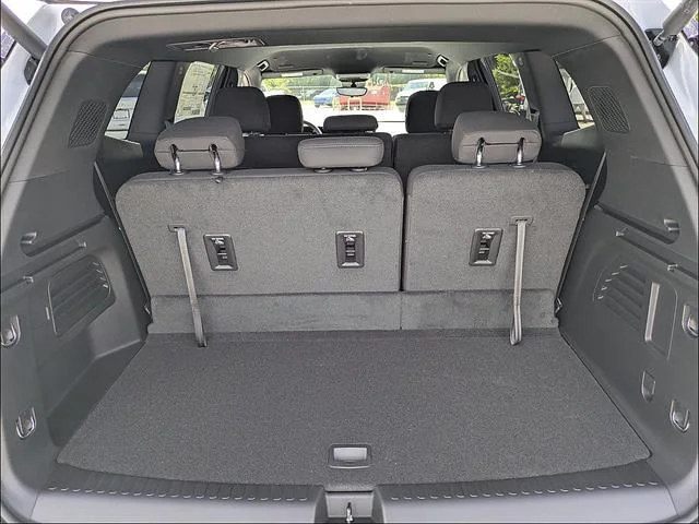 2026 GMC Acadia Elevation - Photo 13