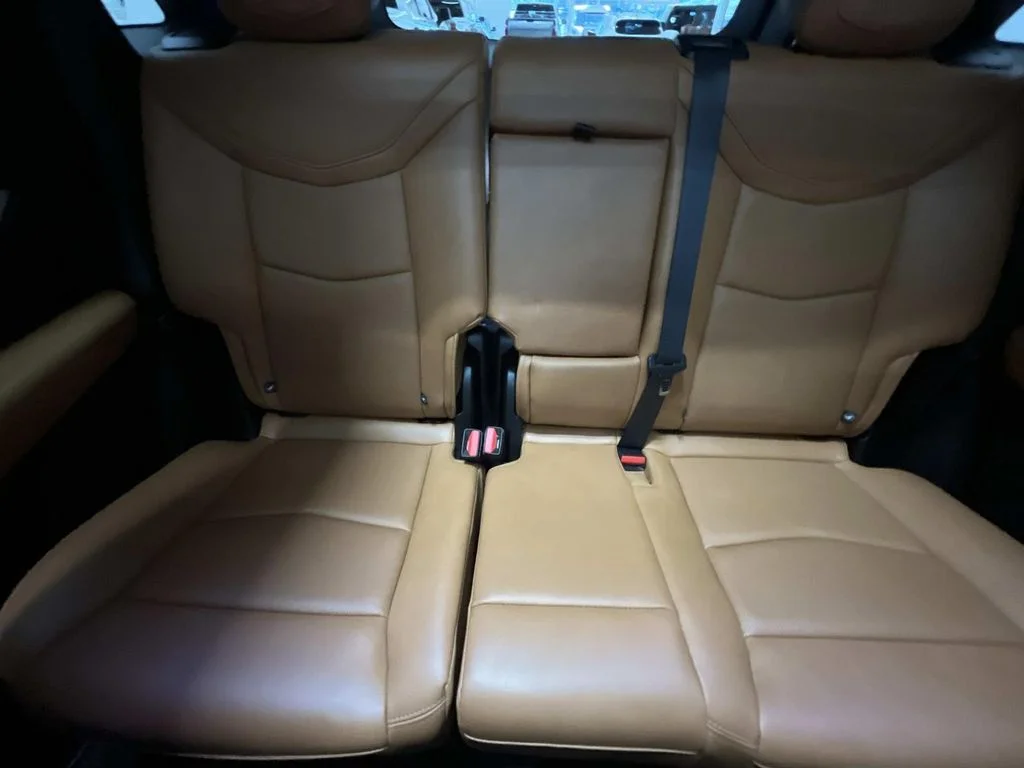 Used 2025 Crystal White Tricoat Cadillac Premium Luxury image 30