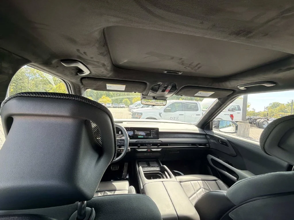 Used 2027 White Kia X-Pro SX-Prestige image 12