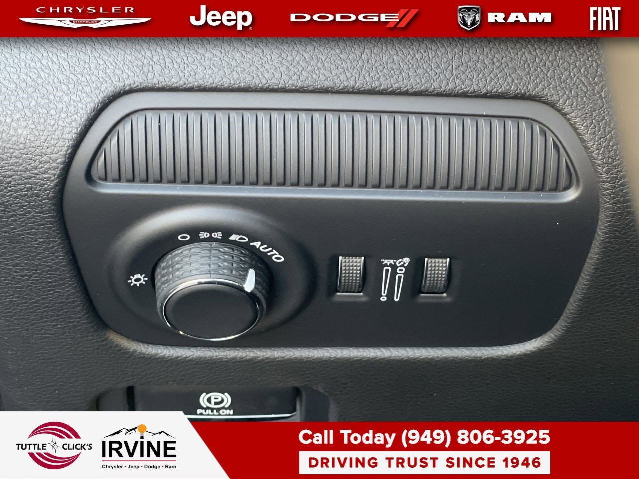 New 2026 Baltic-Gray Metallic Clear-Coat Exterior Paint Jeep Limited Reserve image 23