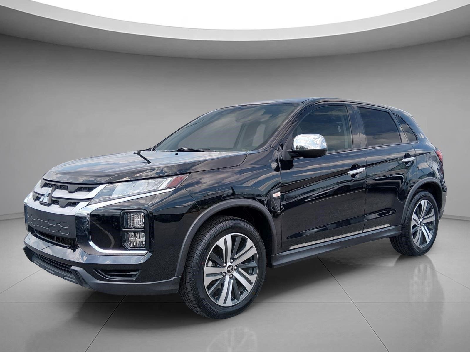Used 2022 Labrador Black Pearl Mitsubishi LE image 1