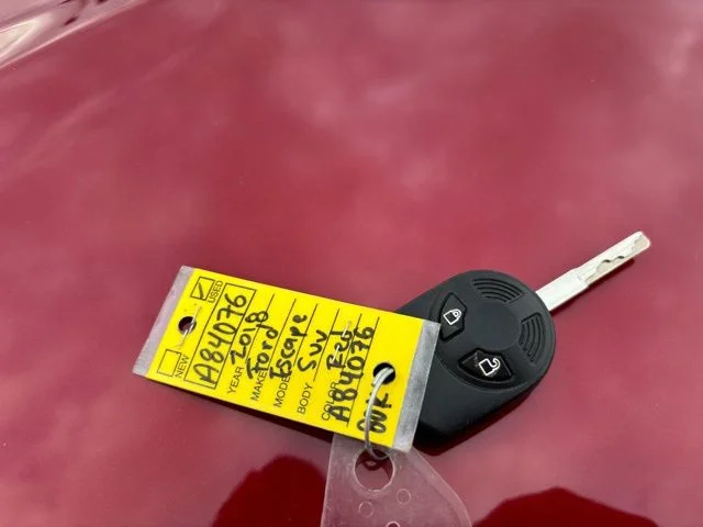 Used 2018 Red Ford SE image 23