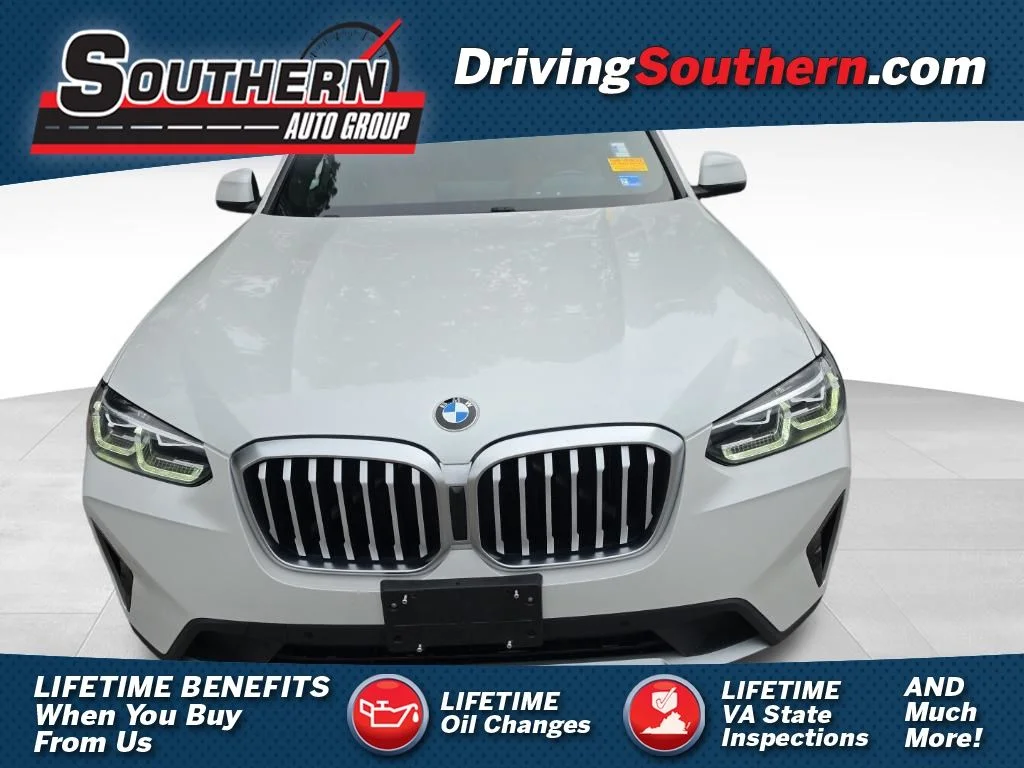 Used 2022 White BMW xDrive30i image 1