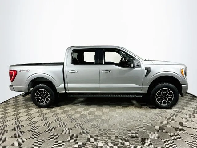 Used 2022 Silver Ford XLT image 2