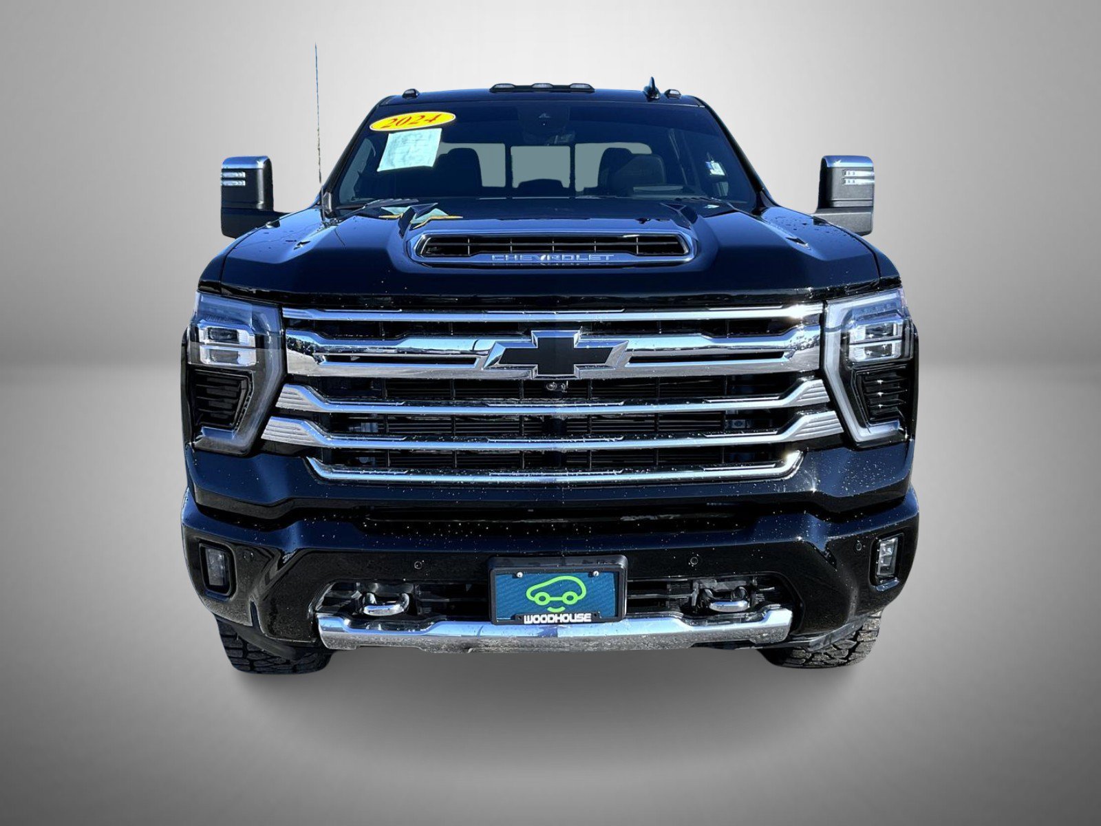 Used 2024 Black Chevrolet High Country image 2