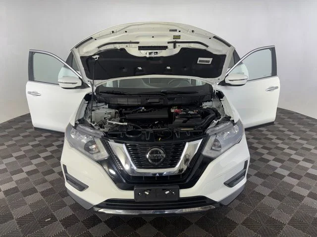 Used 2019 White Nissan SV image 10