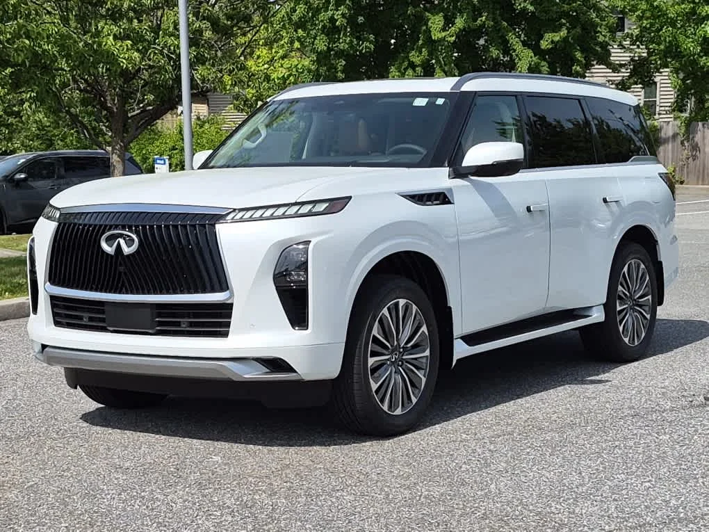 2026 INFINITI QX80 Luxe 4WD