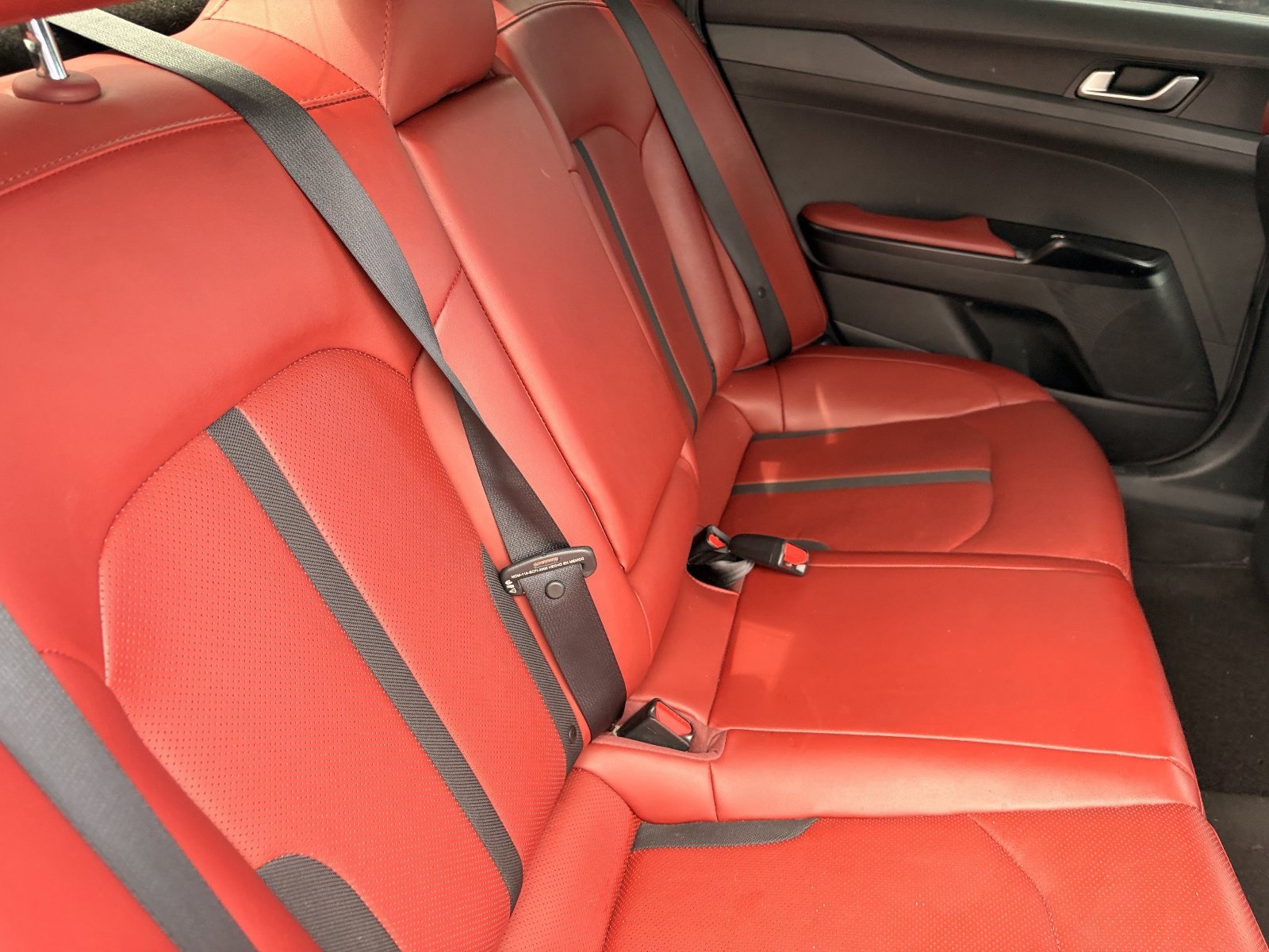 Used 2023 White Kia GT-Line image 7