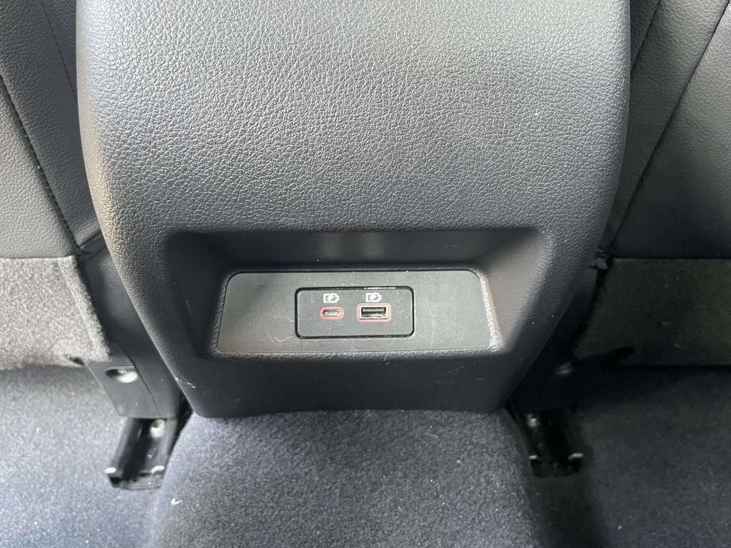 Used 2024 Red Nissan 2.5 SR image 11