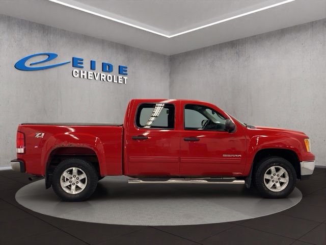 Used 2011 Red GMC SLE image 14