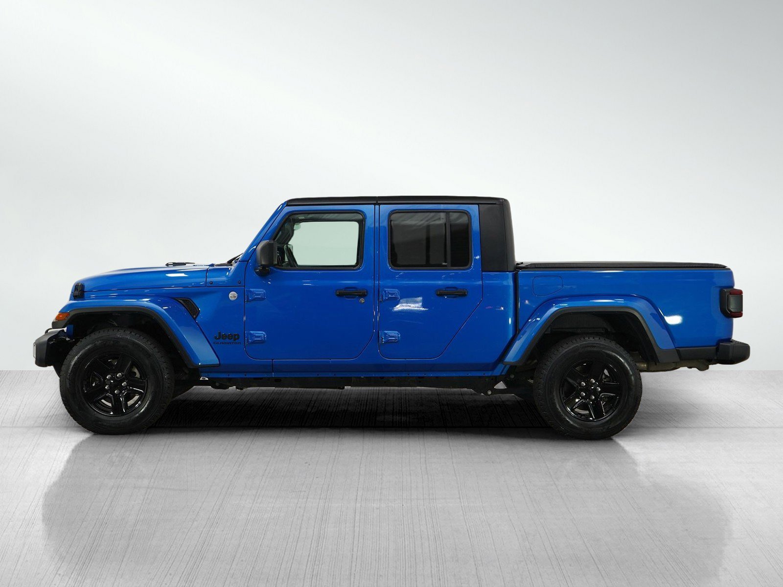 Used 2021 Jeep Gladiator Sport S with VIN 1C6HJTAG2ML577329 for sale in Burnsville, Minnesota
