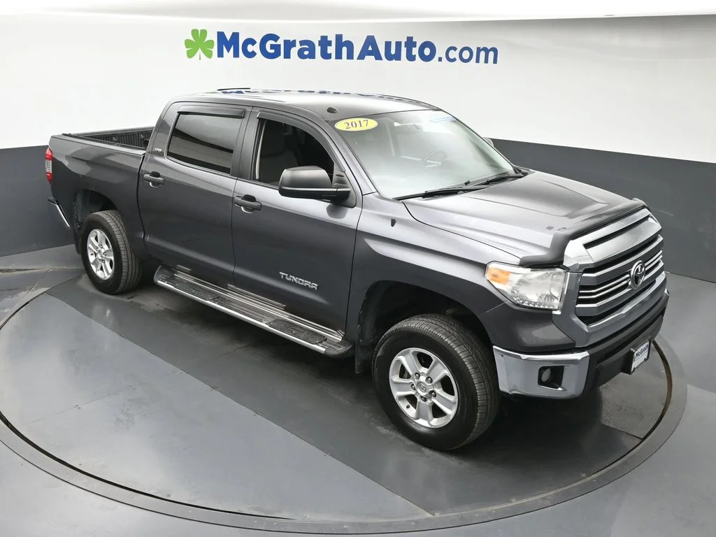 Used 2017 Gray Toyota SR5 image 3