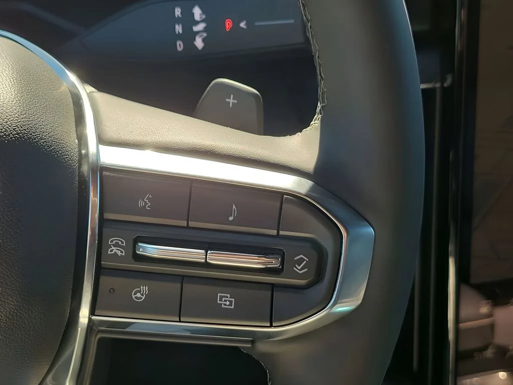 New 2026 Ebony Twilight Metallic GMC Elevation image 37